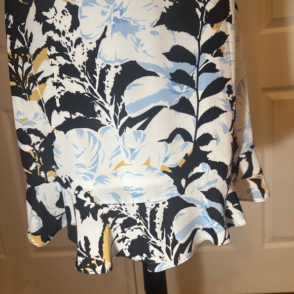 Karl Lagerfeld Dress - Picture 10 of 14